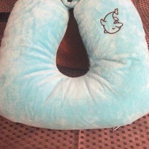 Velour Neck and Nursing pillow